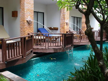 Thailand, Pattaya, Woodlands Hotel and Resort 